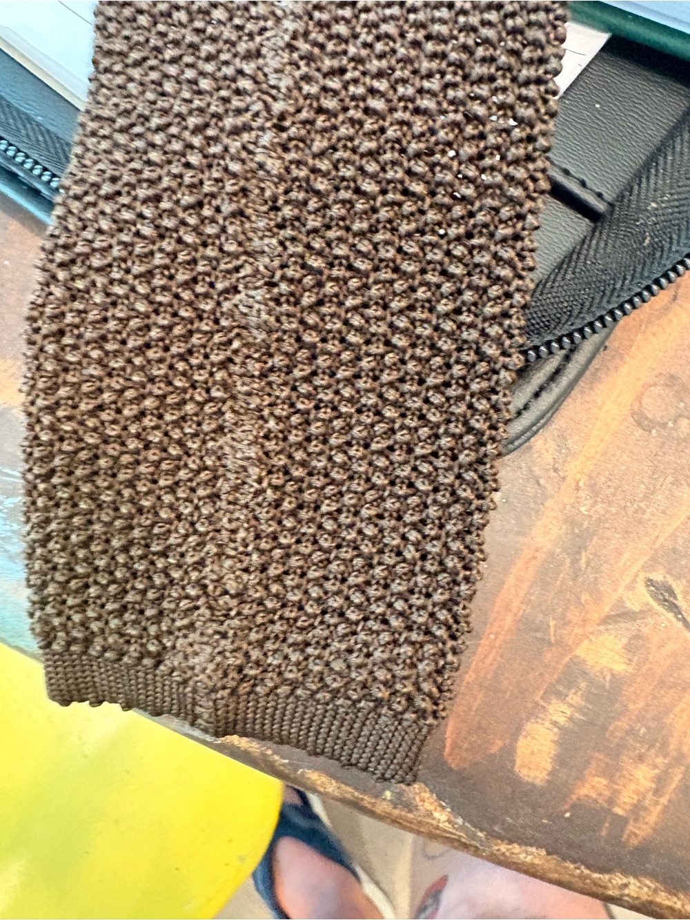 HERMES 1970’s Hand Knit Tie with Dots and square bottom. With COA! - Picture 7 of 7